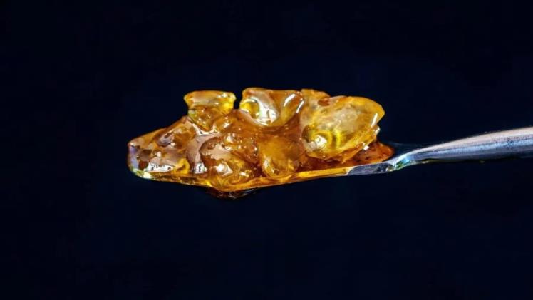 Exploring the Different Types of HHC Concentrates and How to Use Them