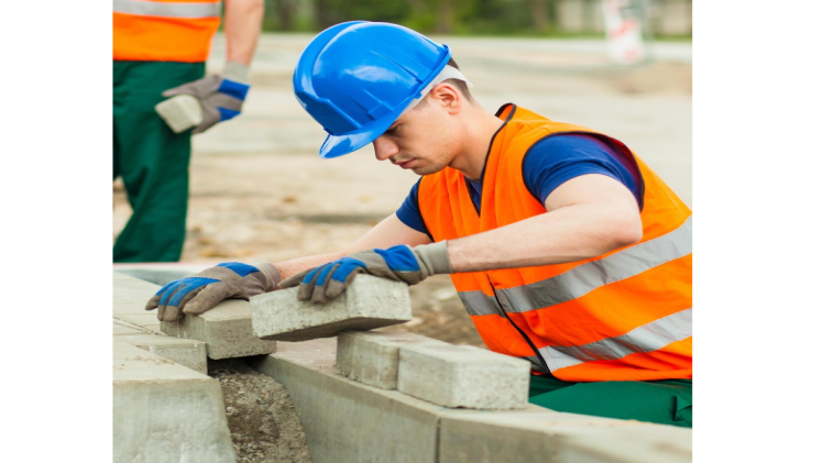 The Top Benefits of Hiring an Experienced Asphalt Paving Contractor