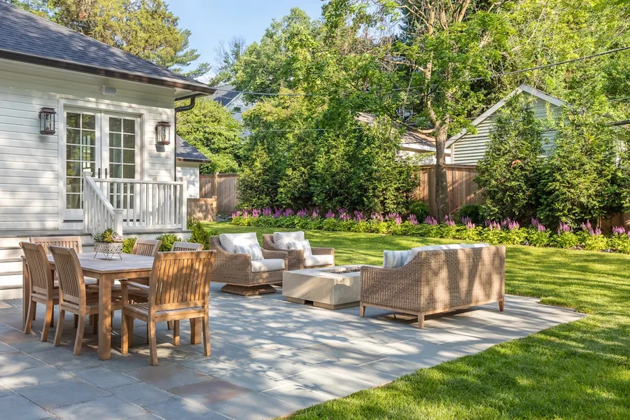 6 Design Choices Making Gardens Harder to Maintain 6 Design Choices